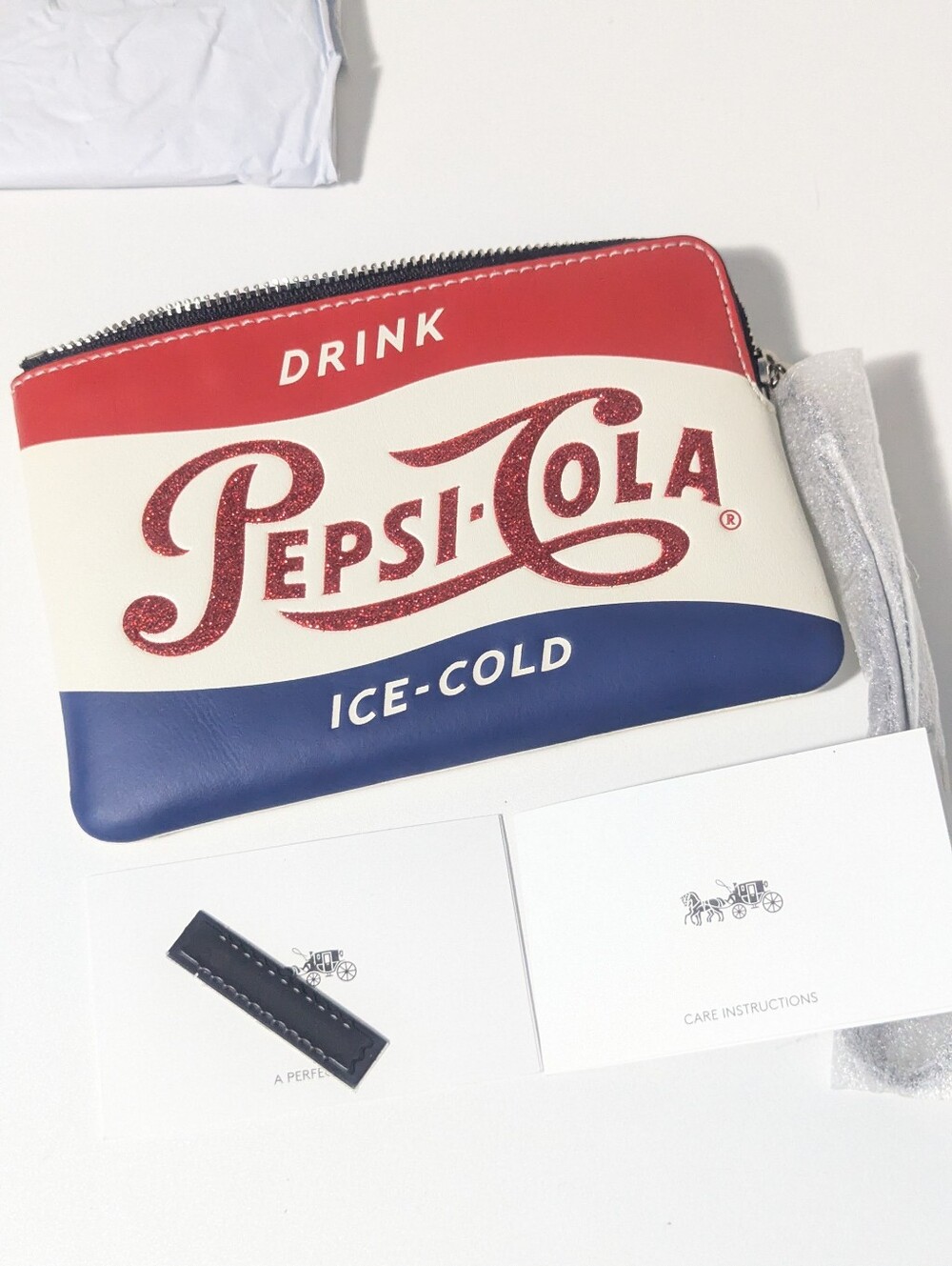 Coach Pepsi Cola Collab Zip Wristlet Red White Blue Collector's Limited Edition - Picture 10 of 15
